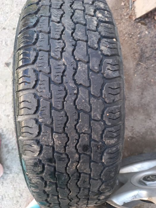 Продам резину без диска
