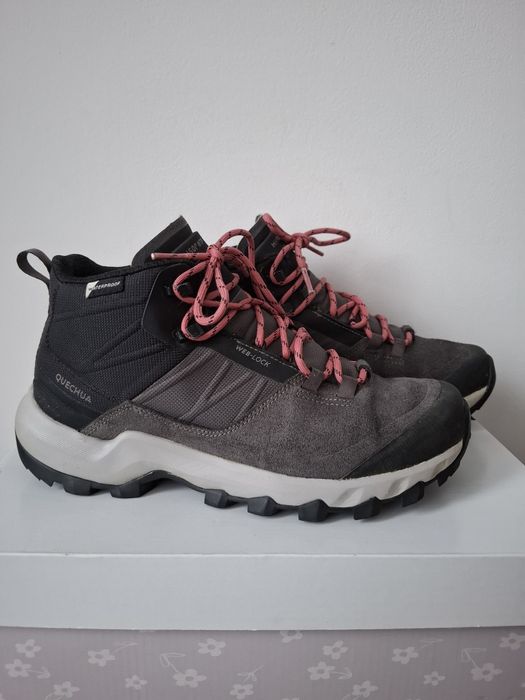 Bocanci mid impermeabili MH5 , piele, dama , gri , drumetii. Quechua