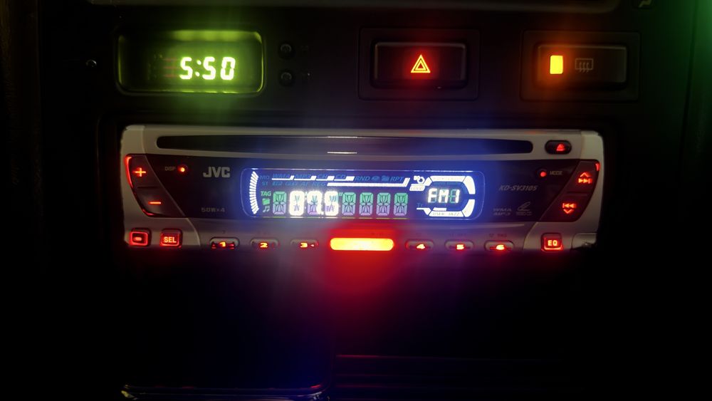 Автомагнитола JVC