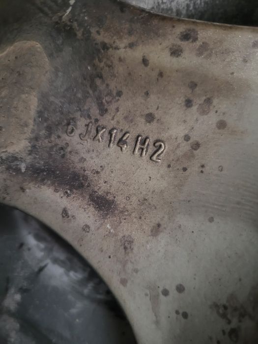 Титанка на тайота.