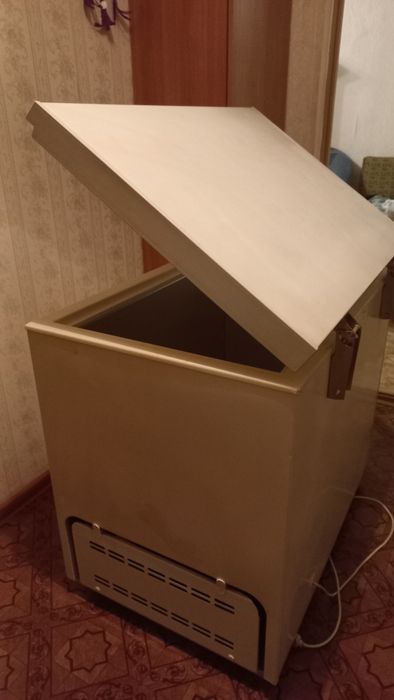 Продам морозилку б/у