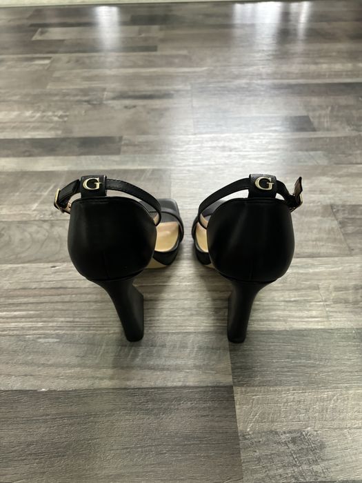 GUESS/ Hugo Boss- дамски токчета