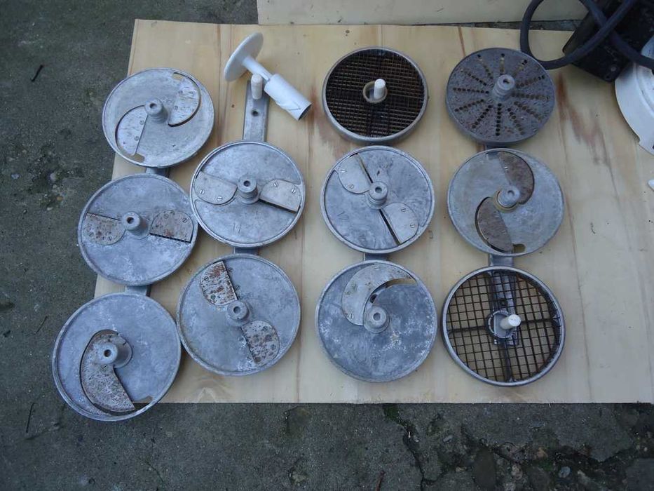 Професионална резачка на зеленчуци