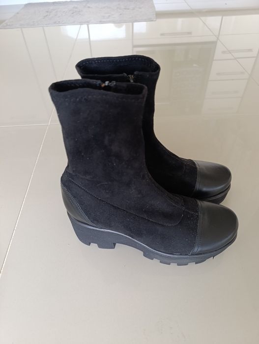 Дамски боти с платформа