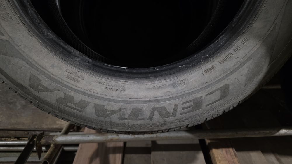 Продам шины 225/65R17