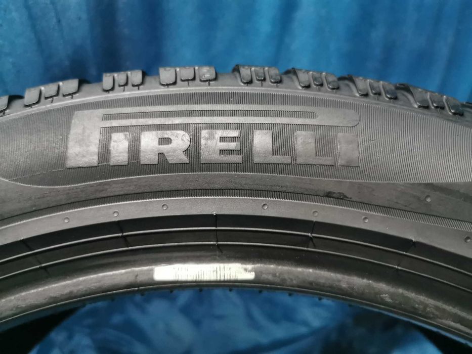 255/45 R20 - pirelli m+s 4 bucati