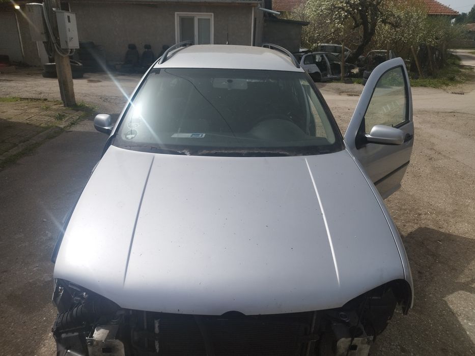 Продавам голф 4 1.9 101 На части