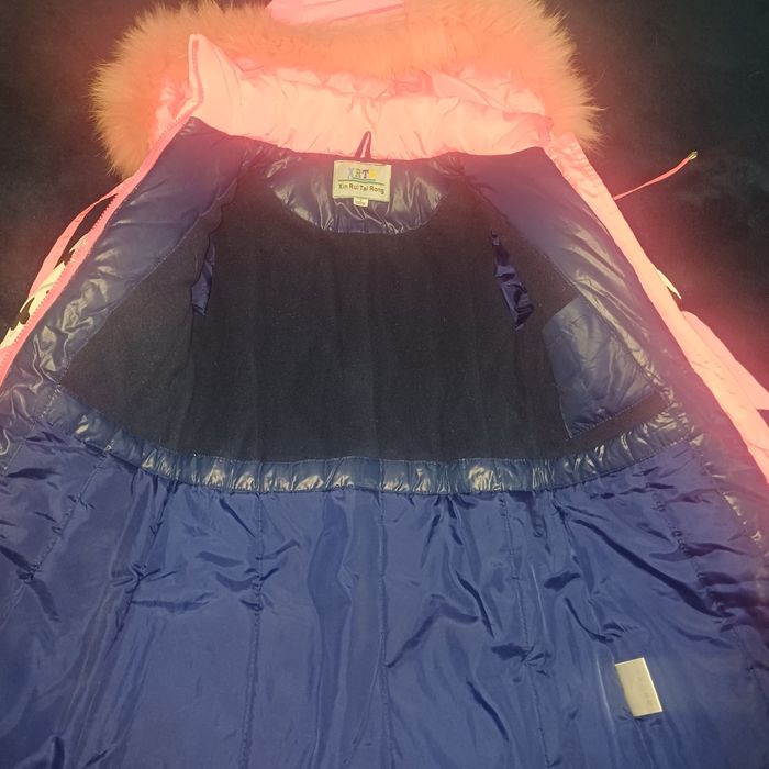 Продам зимнюю куртку