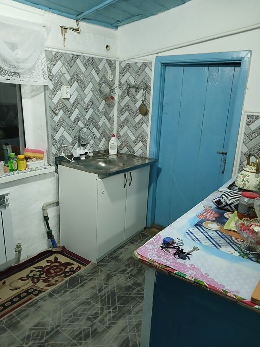 Уй сатылады Срочно Рабатта