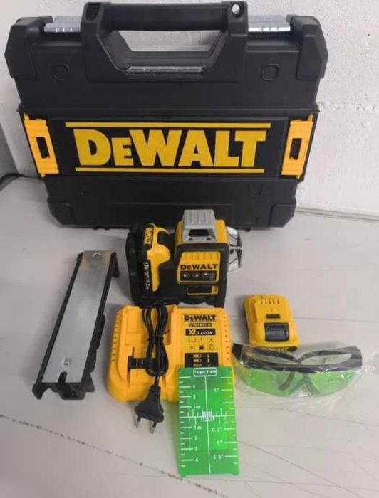 Nivela laser Dewalt 2 Acumulatori 12V si 2Ah  unghi 360° linii verzi