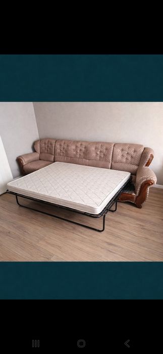 Большой диван с раскладушкой