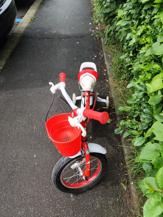 Vând biciclete starea noi