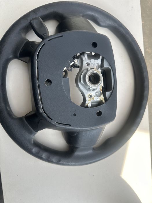 Руль на Камри 50 амерканец