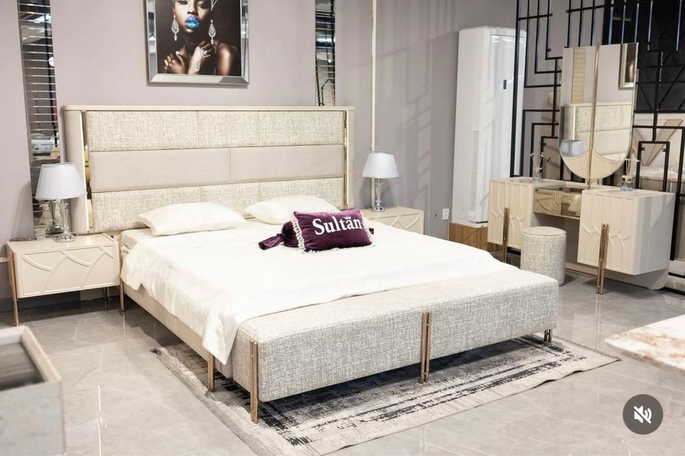 Спальный гарнитур