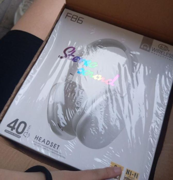 Продам наушники беспроводные полноразмерные наушники Hoco W65 Plus