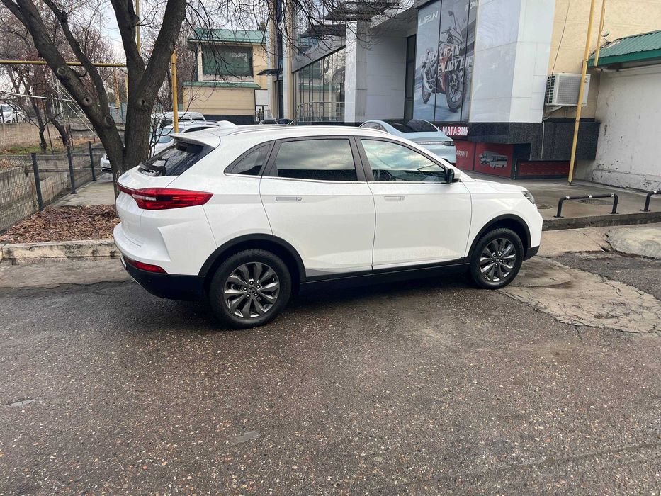 Продам Электромобиль WELTMEISTER EX5 экономичный надежный