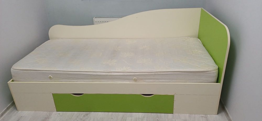 Pat + birou VAND URGENT