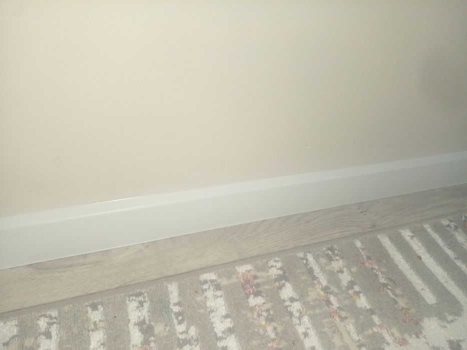 Плинтусы целый пачка