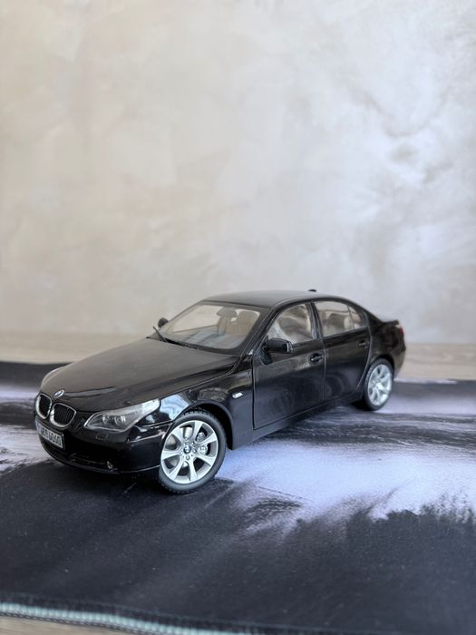 Колекционерски модел BMW 5 series E60 1/18 Kyosho