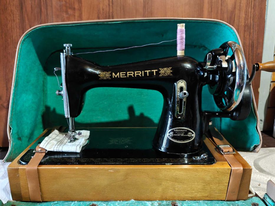 Ручная швейная машина