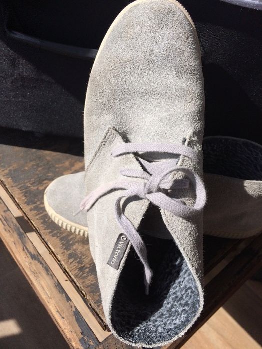 Пролетни боти - миши цвят