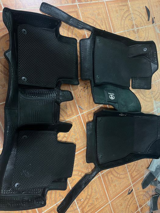 Полик Камри 70.75 нови