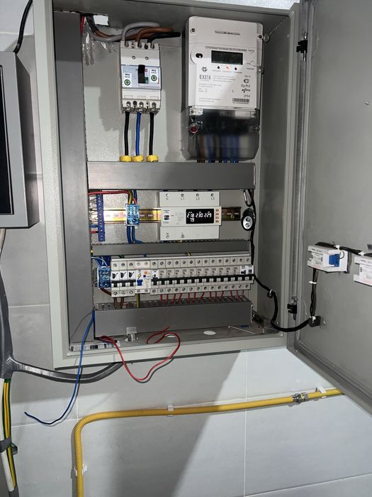 Elektrik 220v 380v ishlarni 100 sifatli,. (Визов) chaqiru bor