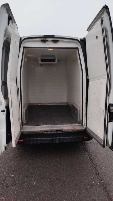 renault trafic cu frig