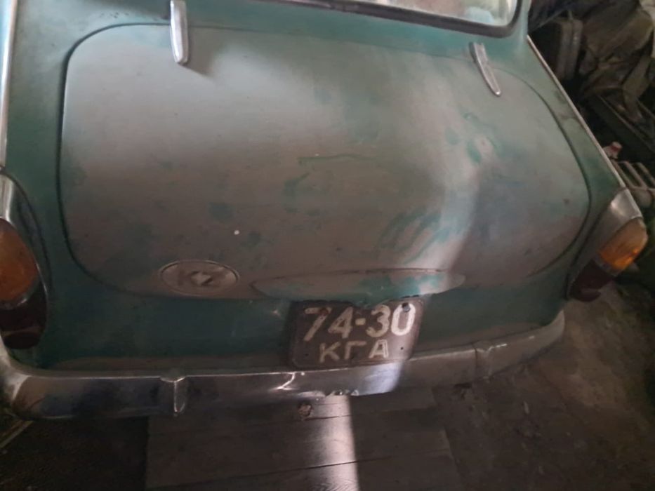 Автомобиль Москвич 407