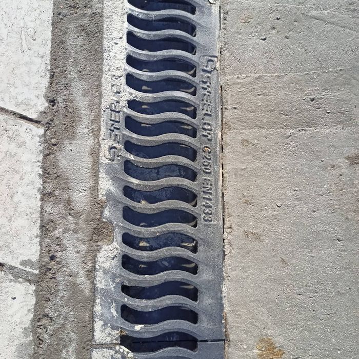 Дарвоза олдига орнатиш учун копкогли ариклар. Декоративний решотка