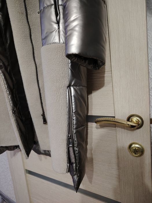 Продам куртку зимнюю