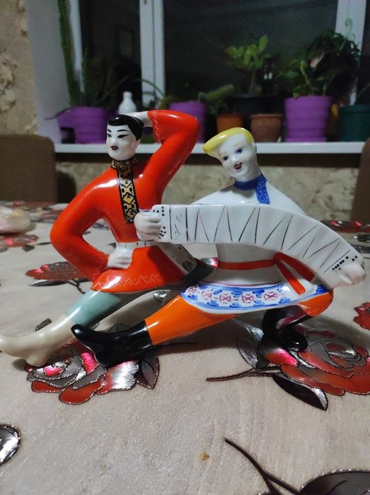 Статуэтка Русский перепляс, СССР, фарфор