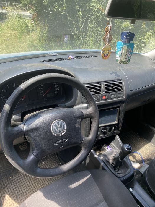 Vand golf 4 albastru