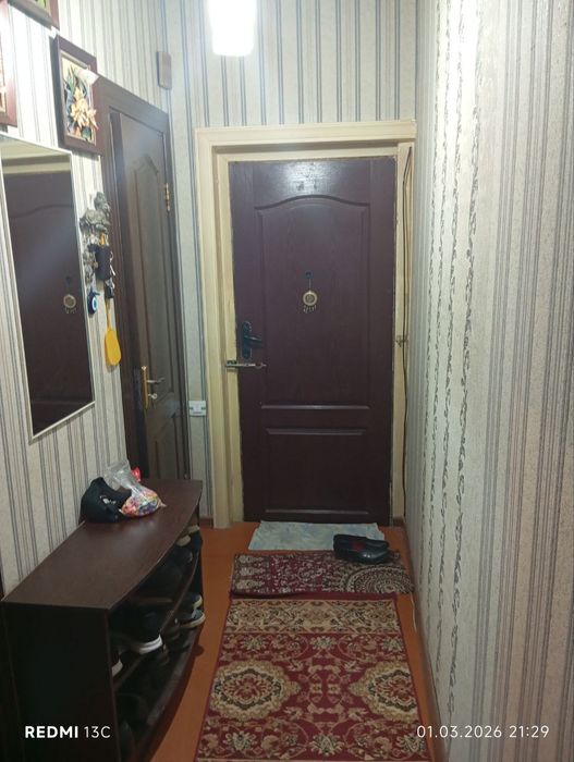 Uy sotiladi 2 xona 3 qilingan