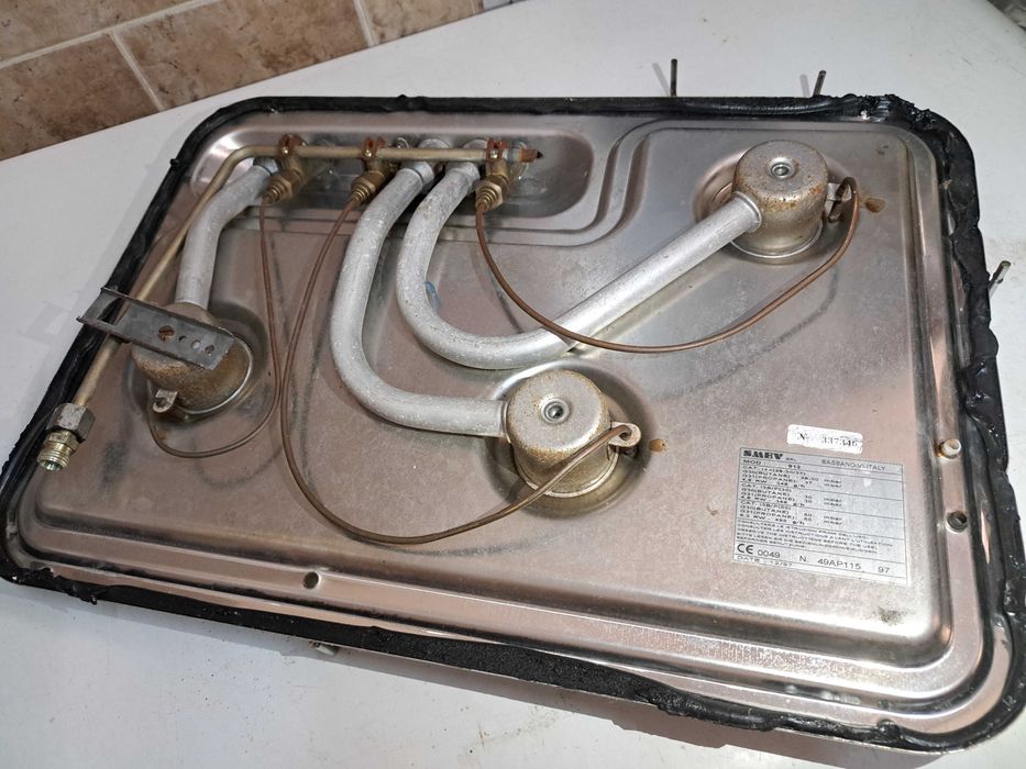 Газов котлон и мивка каравана кемпер