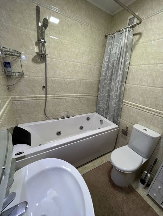 ЦУМ Габус 3 комнатная 4 этаж90 м2