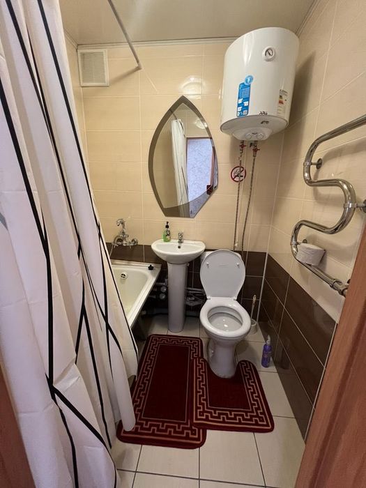 Сдам 1ком.квартиру посуточно в 4 мкр.