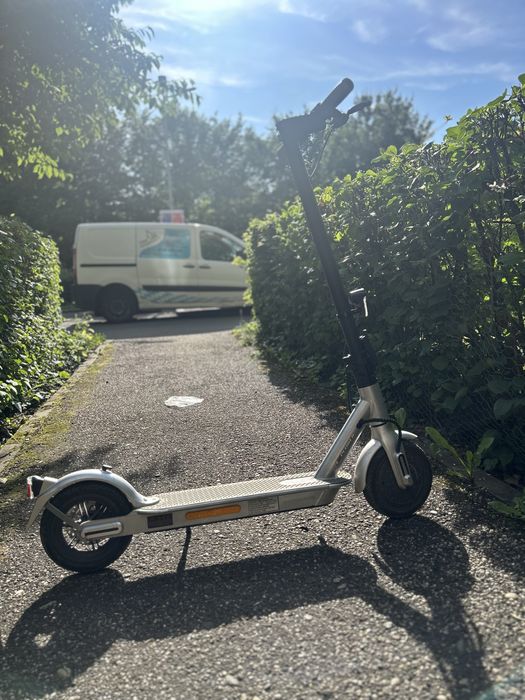Vând e-scooter esa 2022