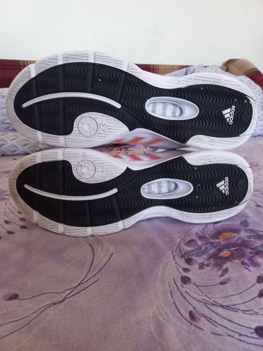 Adidas PRO MODEL adiPRENE+      marimea 15 UK 15 UK