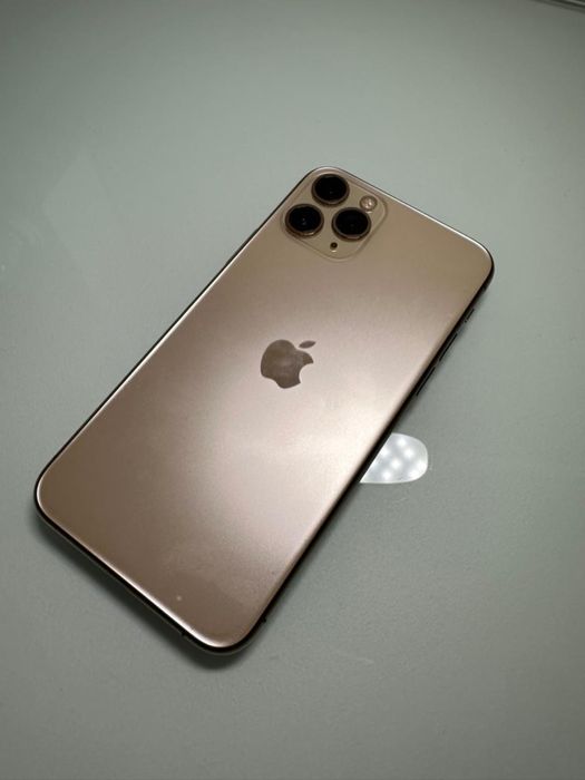 Телефон Iphone 11 pro