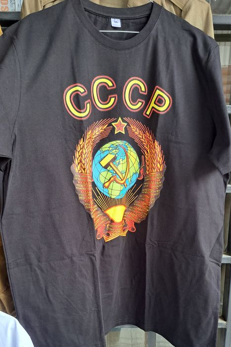 Футболка с символикой СССР