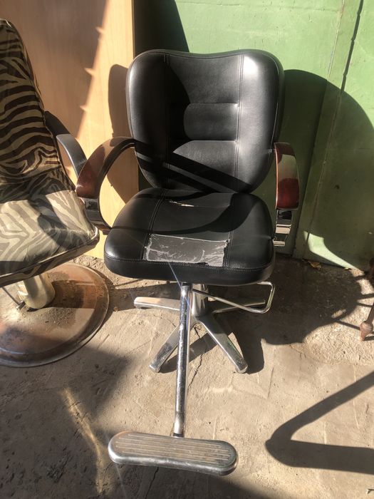 Продам кресло для салонов