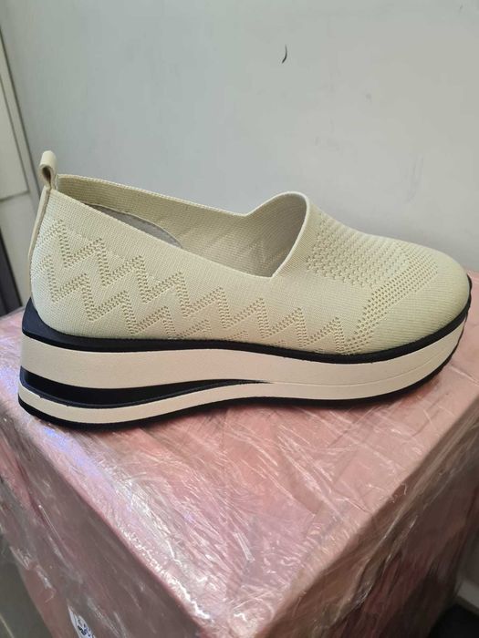 кроссовки женские летние