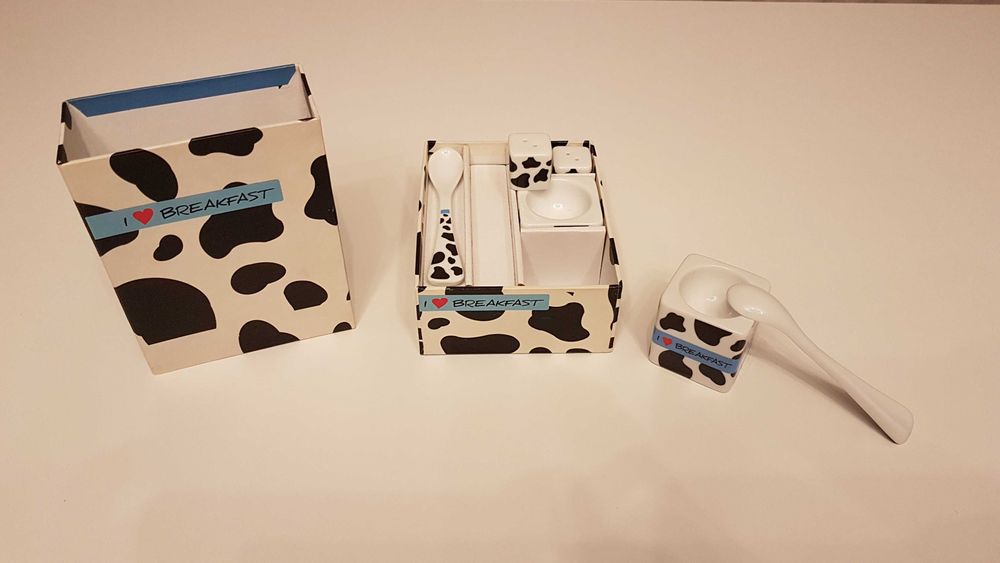 Тарелки, кружки, посуда разная