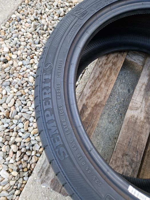 2anvelope vara 225 45 18 Semperit