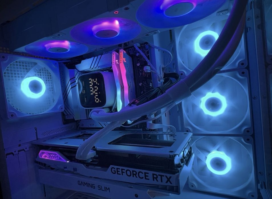 DDR5 64 Gb /RTX 4070 Ti Super / Core i7-14700K