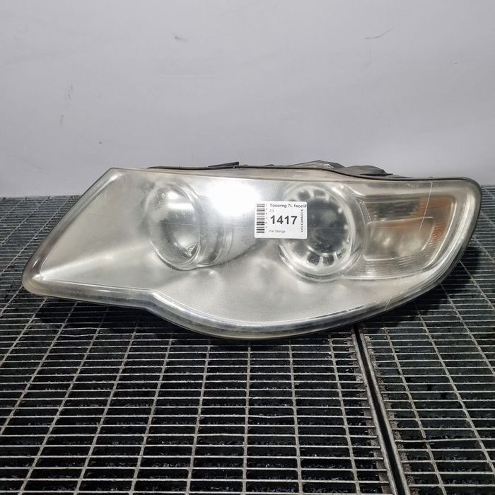 Far Stanga Volkswagen Touareg 7L facelift 2007 - 2011 SUV 4 Usi (1417) Cu lupă
