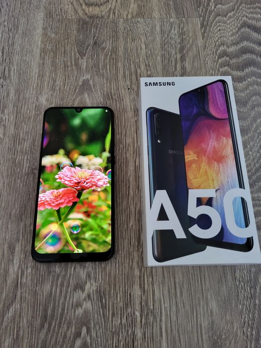 Samsung a 50 4/64GB