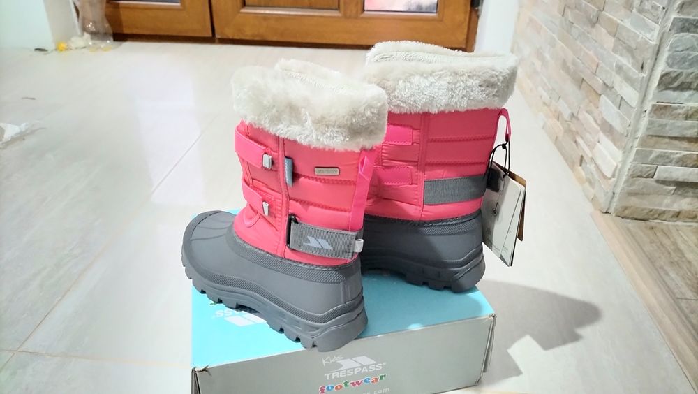 Trespass - Cizme de iarna impermeabile Stroma II, Roz, mărimea 34 !
No