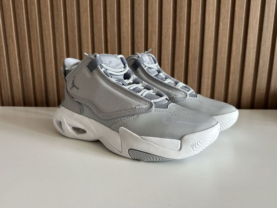 Jordan Max Aura 4 “Cool Grey”